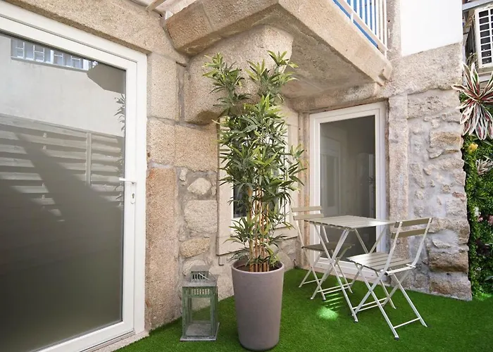 Апартаменты The Blue And White House Порту