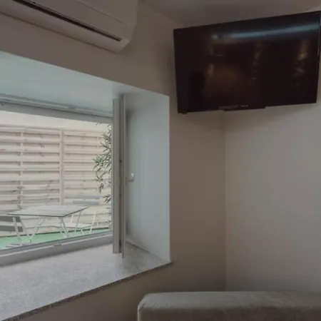 The Blue And White House * Oporto