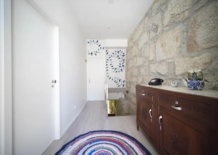 Apartament The Blue And White House *